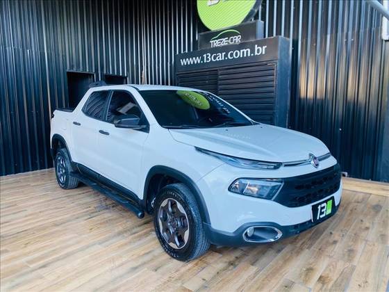 FIAT TORO 1.8 16V EVO FLEX FREEDOM AT6 FIAT TORO 1.8 16V EVO FLEX FREEDOM AT6